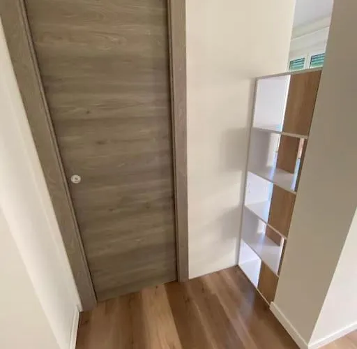 Casa Alex Ausy, Moderno Monolocale Con Balcone,self Check-in,wifi Free *