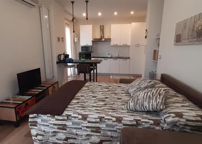 Casa Alex Ausy, Moderno Monolocale Con Balcone,self Check-in,wifi Free * Turin