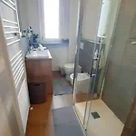 Casa Alex Ausy, Moderno Monolocale Con Balcone,self Check-in,wifi Free * טורינו